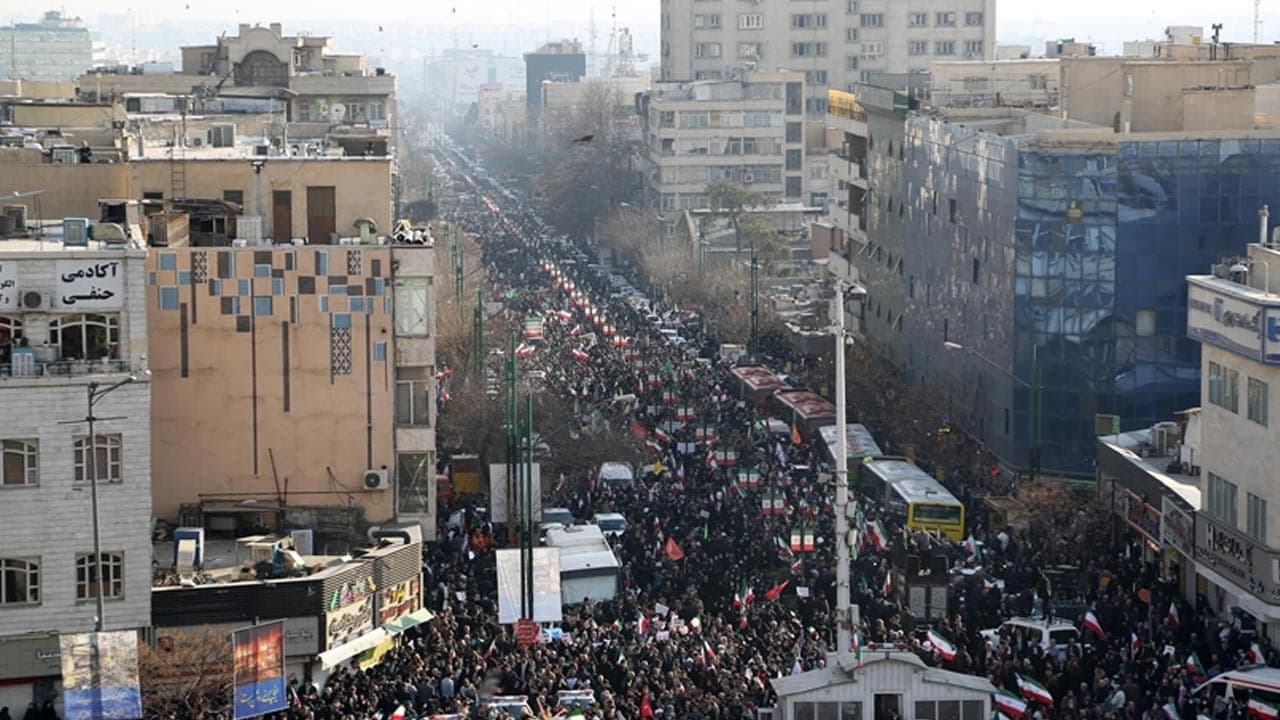 ABD medyası: Trump, İran'a olası saldırıyı durdurdu