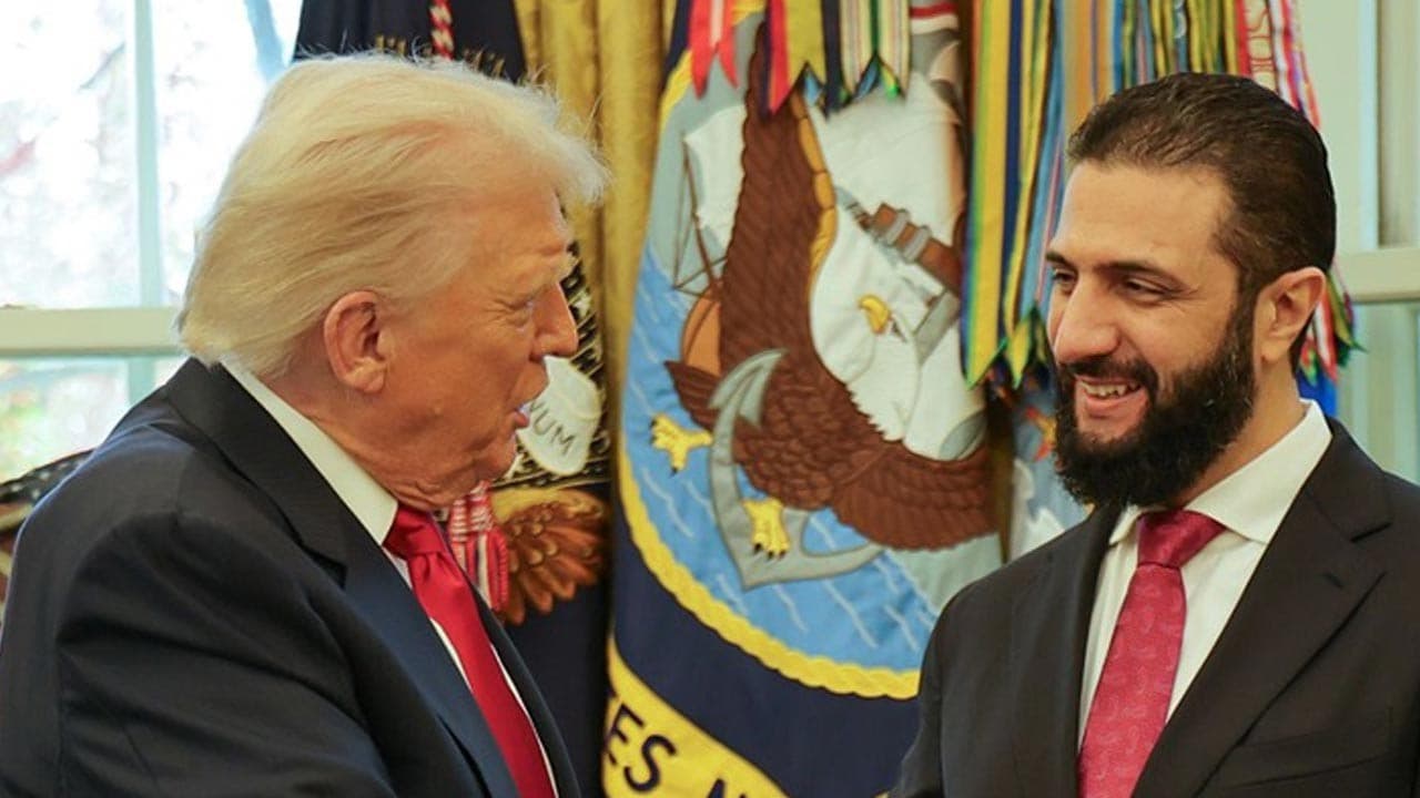 Son dakika: ABD Başkanı Trump, Şara ile görüştü