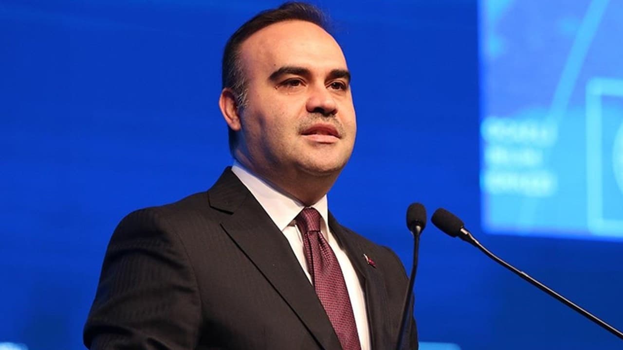 Bakan Kacır’dan İstanbul iş dünyasına çağrı: Yeni sanayi bölgelerinin ikisini sizlerle yapalım