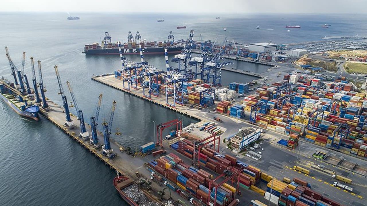 Döviz dönüşümünde ihracatçının ‘3’ şartı: Oran artsın, süre 3 yıla çıkarılsın