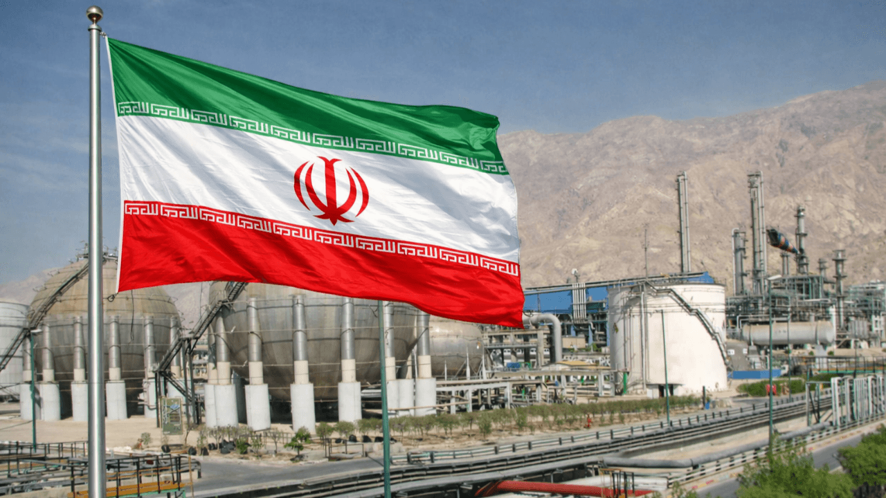 İran'dan 5 enerji tesisine tehdit! 3 ülkeye 'tahliye edin' çağrısı