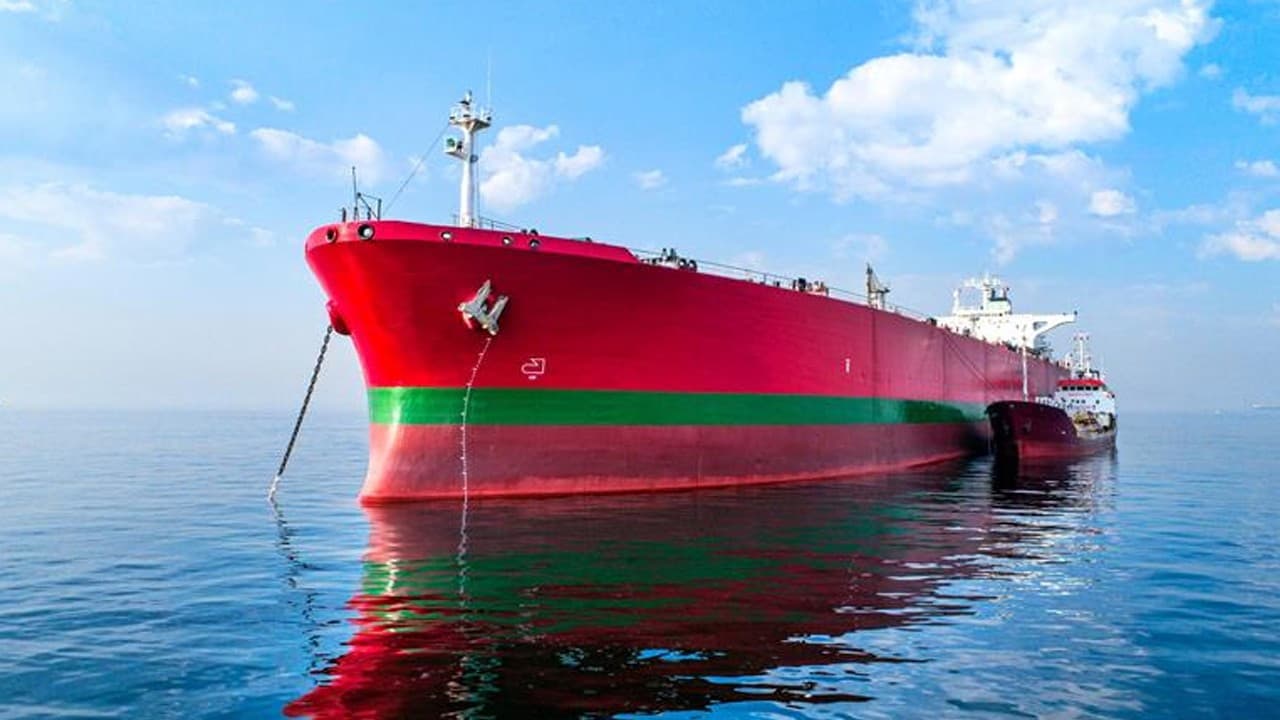 Petrol fiyatları için yeni hamle: ABD, İran yaptırımlarını gevşetebilir