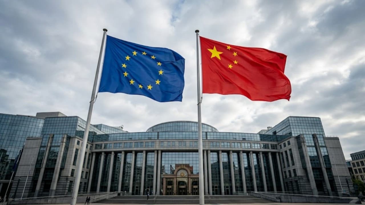 Çin, Avrupa Birliği yaptırım paketi kararına tepki gösterdi