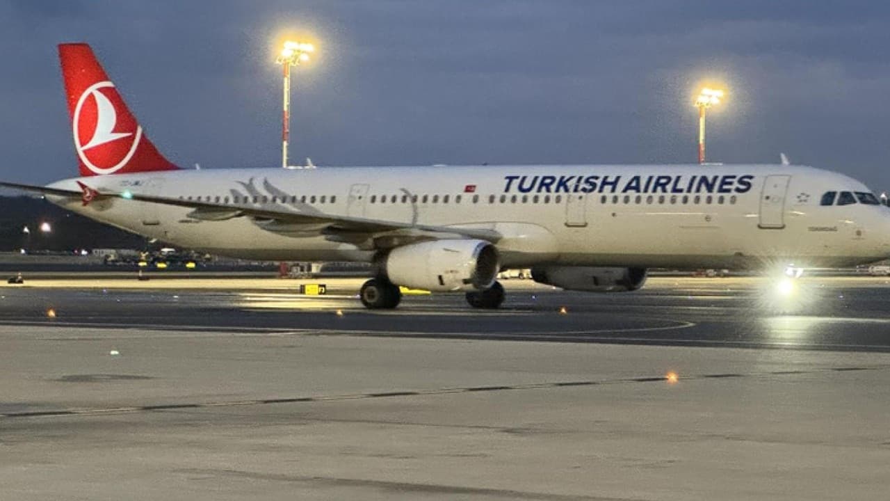Sumud Filosu aktivistlerini taşıyan uçak İstanbul’a indi