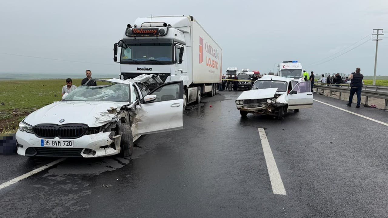 Siverek’te zincirleme trafik kazası: 2 ölü, 2 yaralı