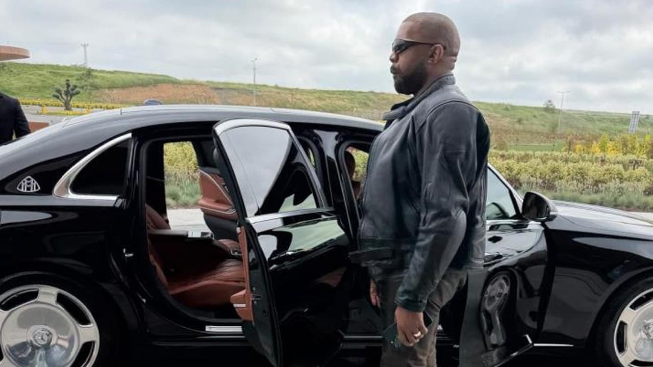 Kanye West, İstanbul'da konser vermek üzere geldi.
