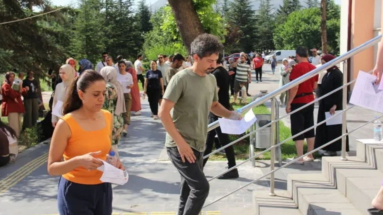 MEB AGS ve ÖABT sınav yerleri ve giriş belgeleri hakkında bilgi