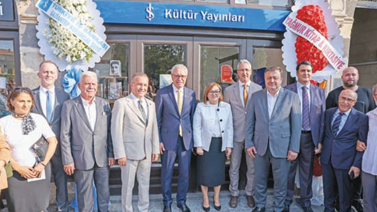 İş Bankası Kültür Yayınları Gaziantep'te 31. Kitabevini Açtı