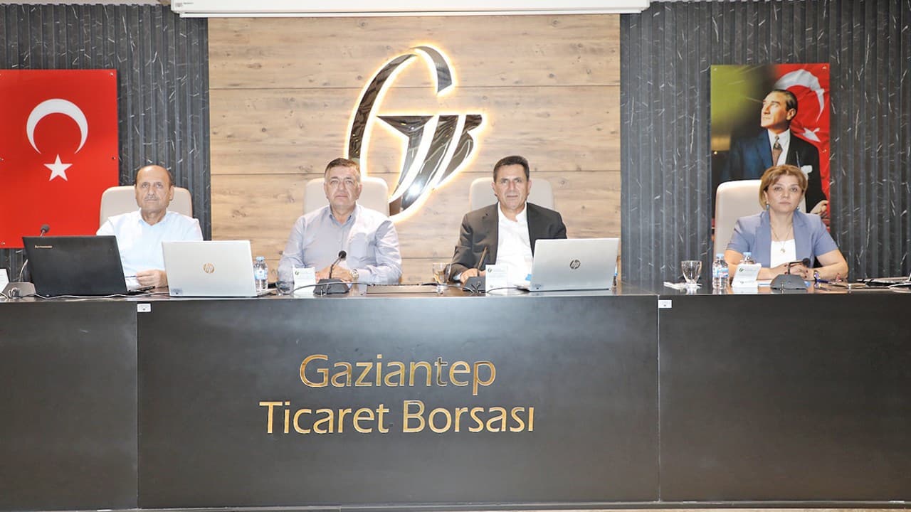 Karadeniz ve Hürmüz'deki gerilim tahıl ticaretini etkiliyor