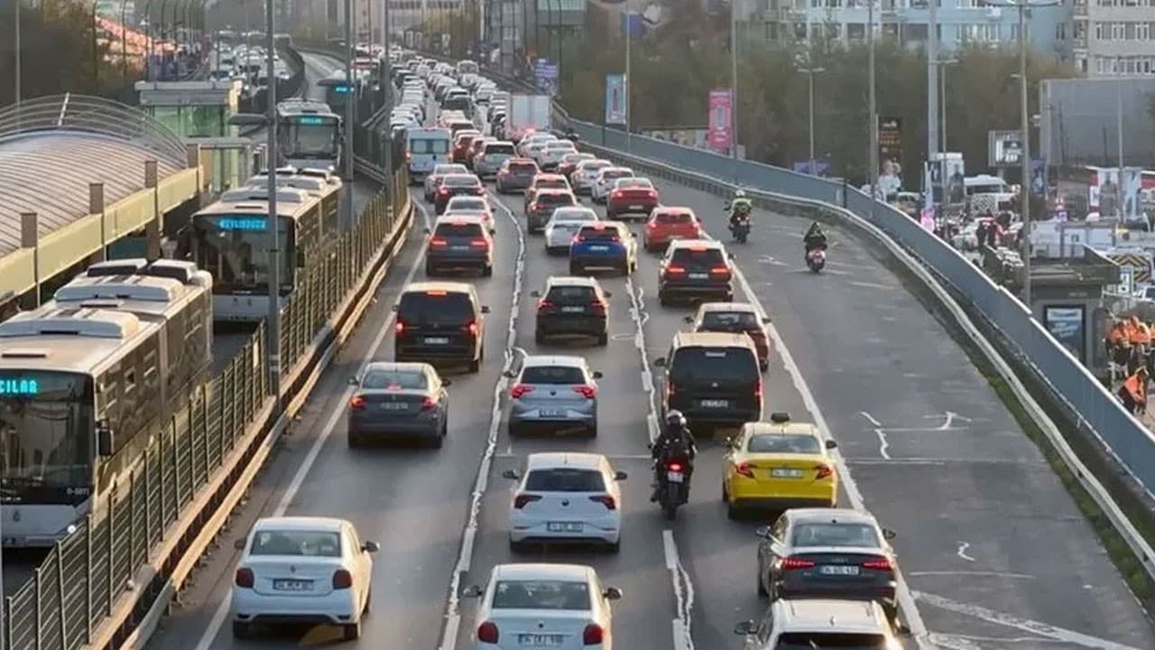 Yabancı plakalı araçlar için yeni geçiş kuralları yürürlüğe girdi