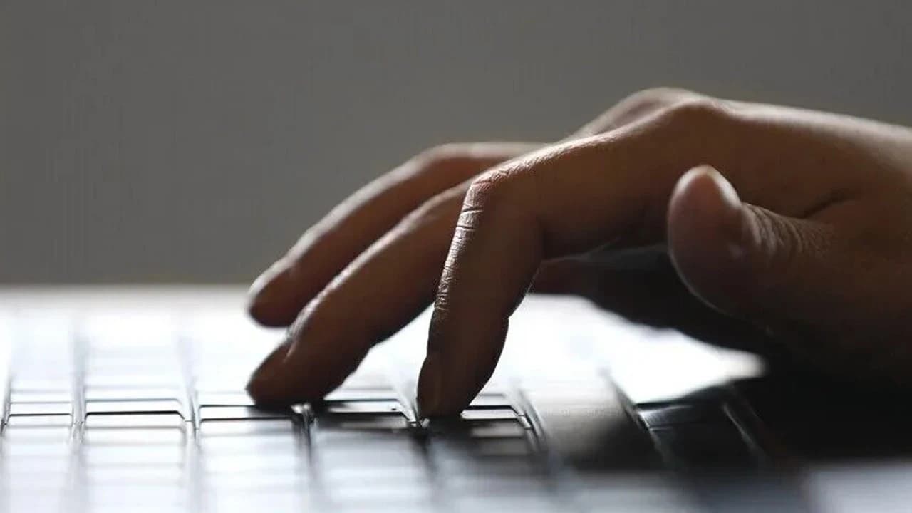 417 yasa dışı internet sitesine erişim engeli getirildi