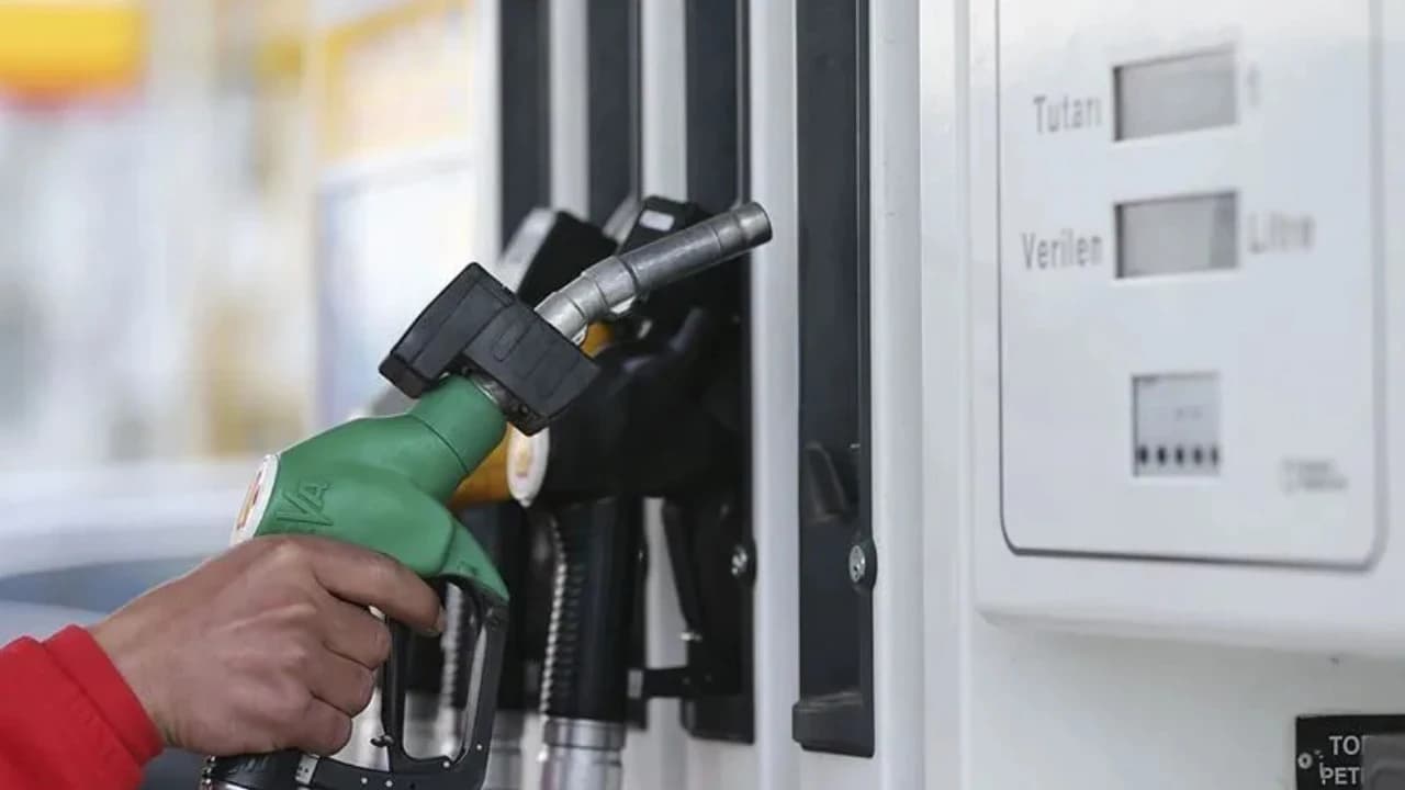 Mazot ve benzin fiyatlarında değişiklik bekleniyor