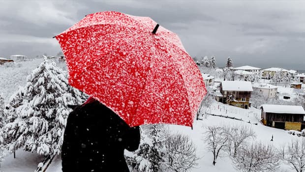 Meteoroloji bölge bölge uyardı: Kuvvetli yağış, kar, buzlanma ve çığ tehlikesi uyarısı! İstanbul'a karla karışık yağmur geliyor