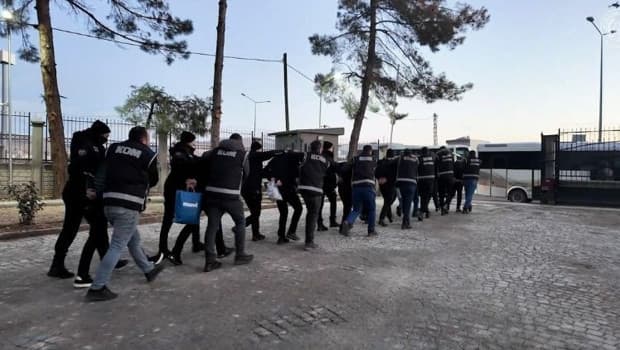 Adıyaman'da organize suç örgütlerine operasyon: 14 tutuklama