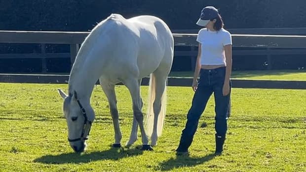 Lüks evlerini bırakıp doğaya kaçtılar… Çiftlikte huzurlu yaşam!