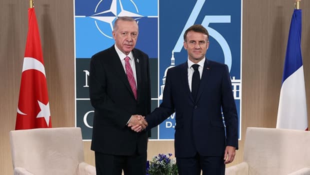 Cumhurbaşkanı Erdoğan, Fransa Cumhurbaşkanı Macron ile görüştü