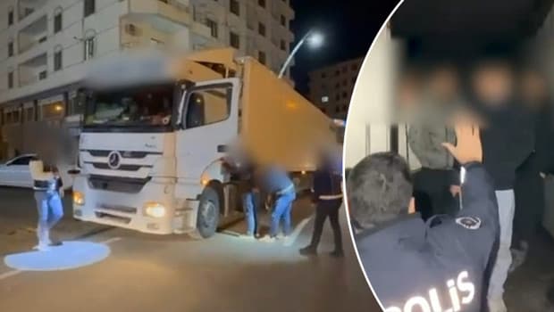 İran sınırından Türkiye'ye giren 25 kaçak göçmen, TIR'da yakalandı