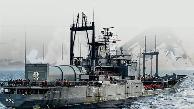 İran’ın ‘miras’ askeri gücü, ABD için bir ‘av fırsatı’ mı yaratıyor? ‘1960'ların teknolojisi torpidolara karşı’