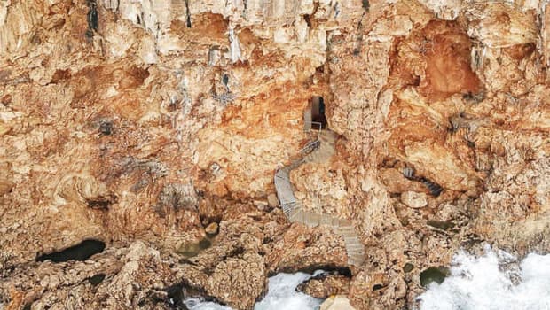 Falezlere 40 sene önce inşa edilmiş... Barakalar yıkılacak!