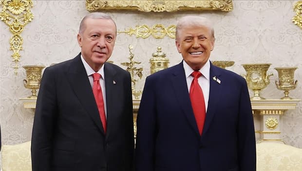 Cumhurbaşkanı Erdoğan'dan Trump'a geçmiş olsun telefonu