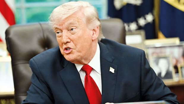 Trump’ın ablukası sonuç veriyor mu? İran’da ‘fazla petrol’ krizi
