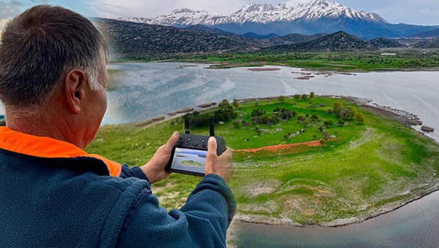 Hem çobanı yok hem de masraf yapmıyor: Hayvanlarını böyle izledi 'Buradan çıkma imkanları yok'