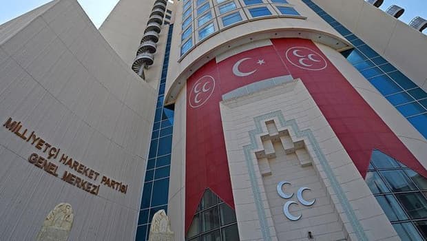 Semih Yalçın duyurdu: MHP'nin kongre süreci anlamlı bir tarihte ve anlamlı bir ilde başlıyor