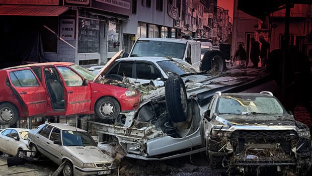 Havza'da sel felaketi sonrası temizlik çalışmaları hızlandı