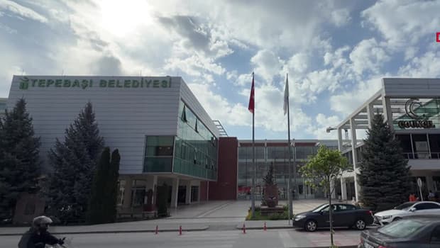 Tepebaşı Belediyesi'ne yolsuzluk soruşturması: Başkan yardımcıları gözaltında