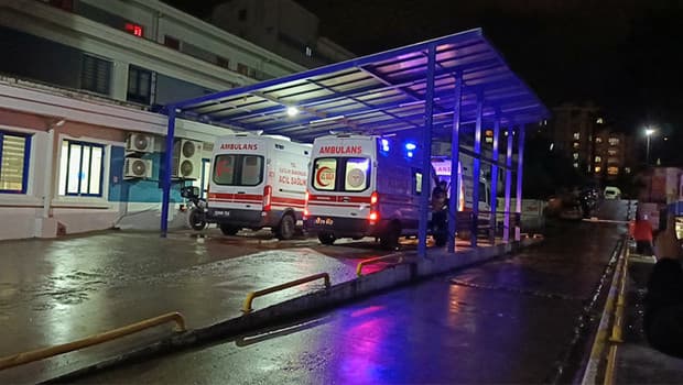 Tekstil fabrikasında yemek zehirlenmesi: 21 işçi hastaneye kaldırıldı