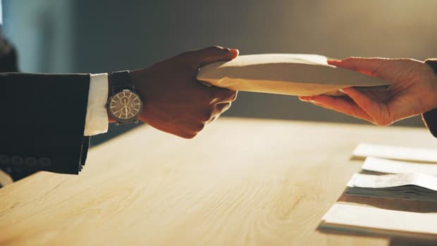 4 milyonluk cinayet intihar süsü ile planlandı