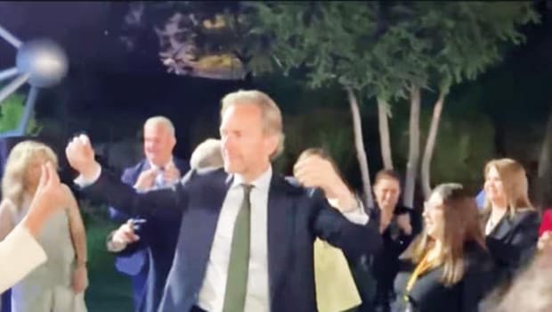 Büyükelçilerden Erik Dalı daveti