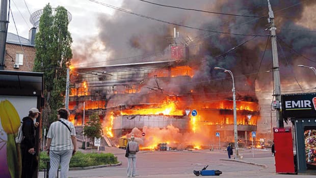 Rusya, Kiev'e büyük hava saldırısı düzenledi