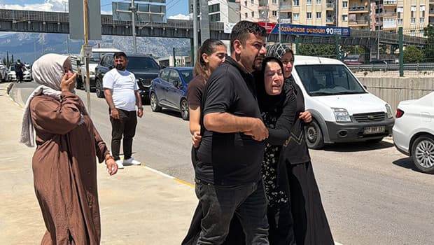 Motosiklet kaldırıma çarparak devrildi, 14 yaşındaki çocuk hayatını kaybetti