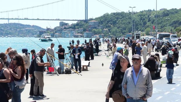 Kurban Bayramı'nın son gününde İstanbullular sahillere akın etti