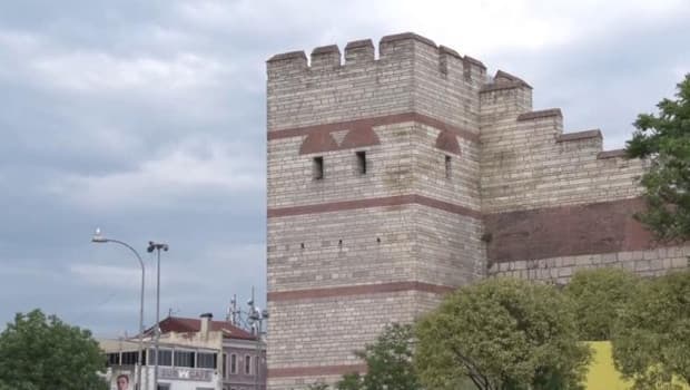 Fatih'te tarihi surlarda cinayet girişimi engellendi