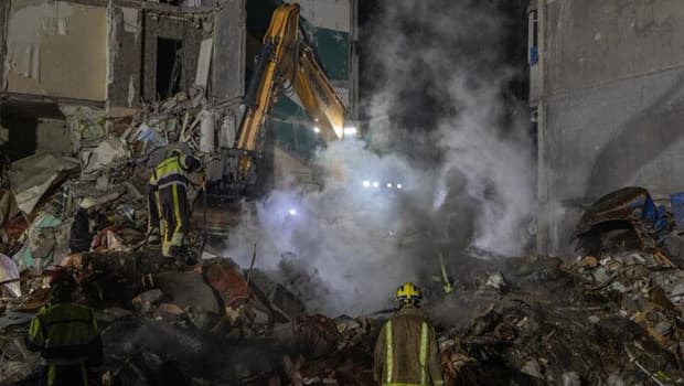 Kiev'e Rus ordusundan yoğun hava saldırıları devam ediyor