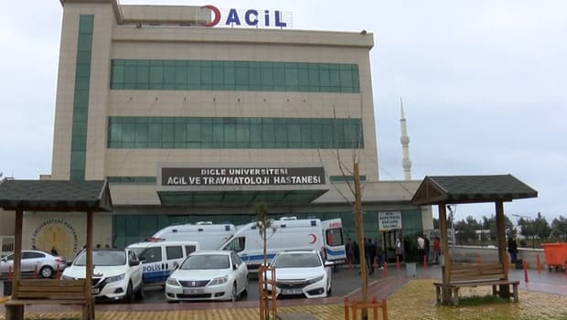 Diyarbakır'da park halindeki traktörün altında kalan 3 yaşındaki Mert hayatını kaybetti
