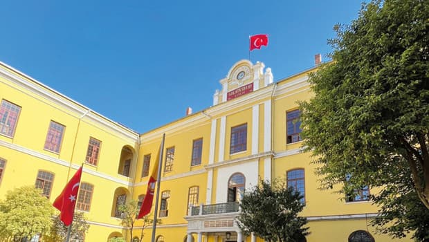Galatasaray Lisesi'ne giriş şartları değişti