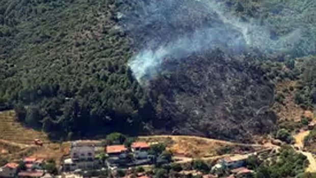Balıkesir'de orman yangınına havadan ve karadan müdahale ediliyor