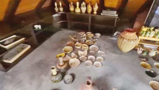Beykoz'daki dairede tarihi eserler bulundu
