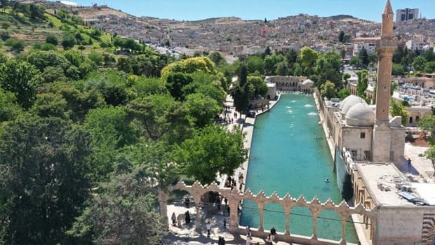 Şanlıurfa'da hava sıcaklığı 42 dereceye ulaştı