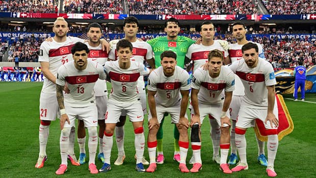 Montella, ABD maçında 7 oyuncu değiştirdi, 2 isim ilk kez oynadı
