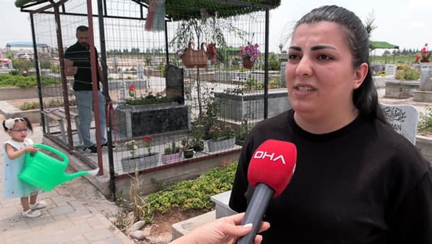 Aile, mezarını korumak için çit çekti