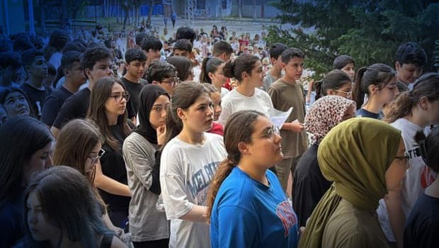 LGS Türkiye birincileri açıklandı: 500 puan alan öğrencilerin illeri belirlendi
