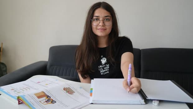 Niğde'de LGS Türkiye birincisi olan İlknur Bekar, başarı hikayesini paylaştı.