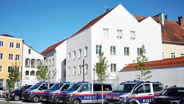 Hitler'in doğduğu bina artık polis karakolu