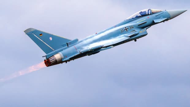 Eurofighter pilot eğitimleri başlıyor, ilk grup İngiltere'ye gidecek