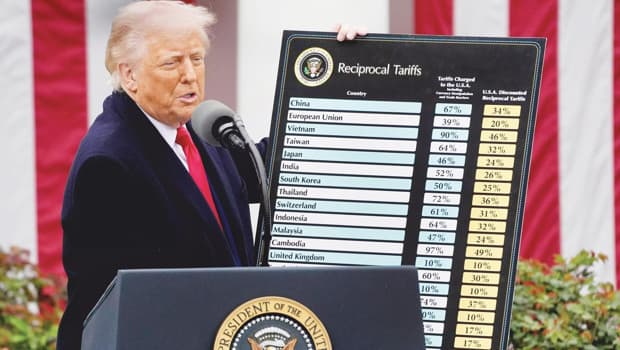 Trump yönetimi ek gümrük vergilerini sürdürüyor