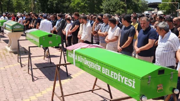 Uçurumda kaza: 5 kişi hayatını kaybetti, cenazeleri defnedildi